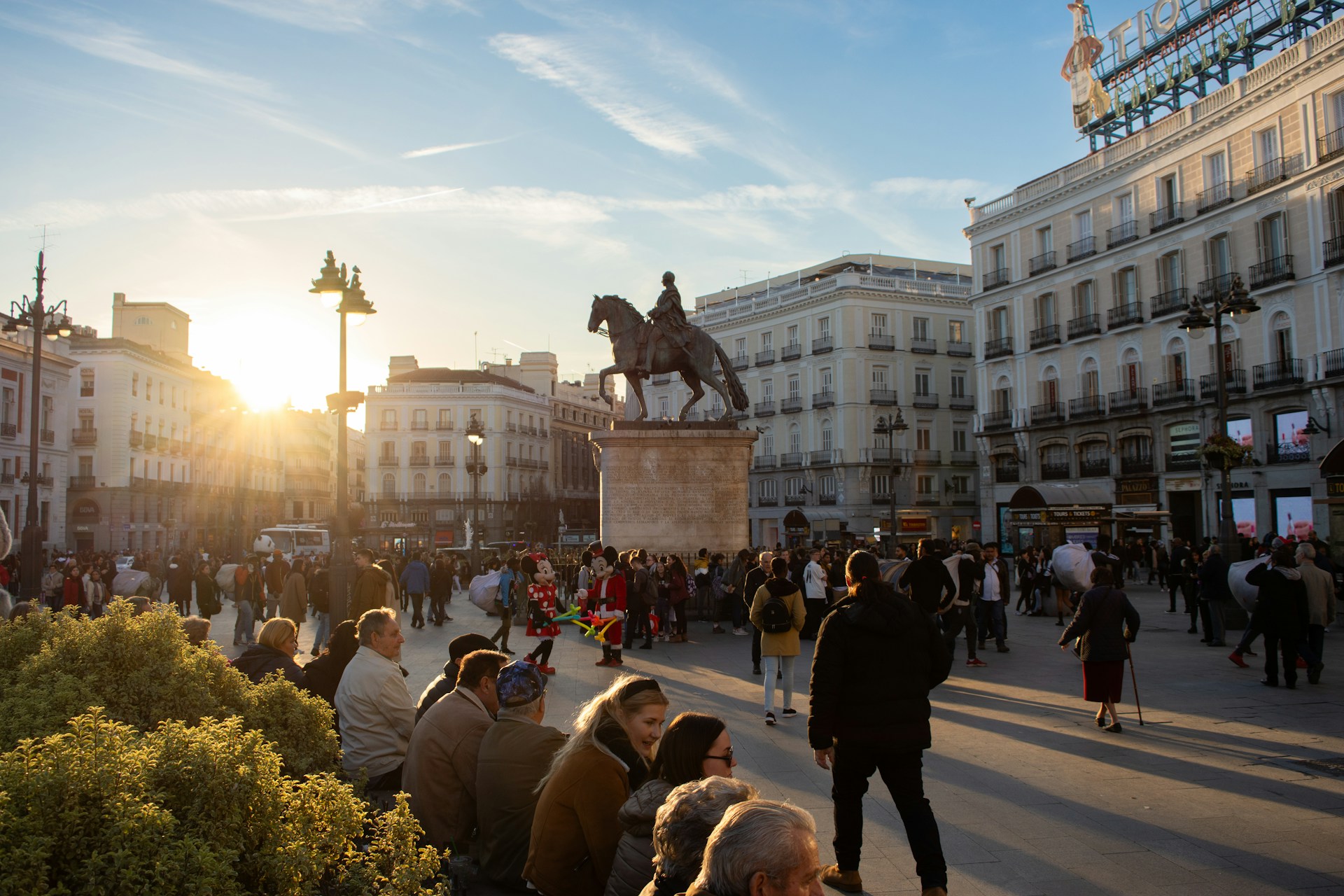 Madrid histórico: un recorrido por los monumentos y edificios más emblemáticos
