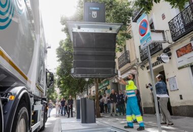 Madrid innova con contenedores soterrados en el distrito de Centro