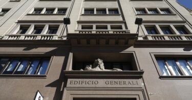 transformación de un edificio histórico en un nuevo hotel en la calle Alcalá 2