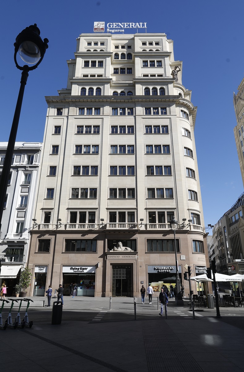 transformación de un edificio histórico en un nuevo hotel en la calle Alcalá 2