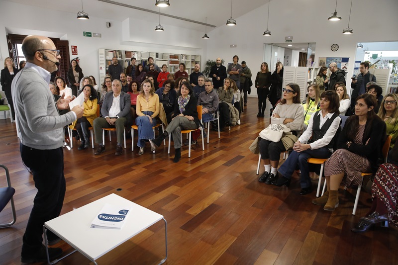 Madrid lanza la campaña #Igualquetú para visibilizar el sinhogarismo y generar empatía