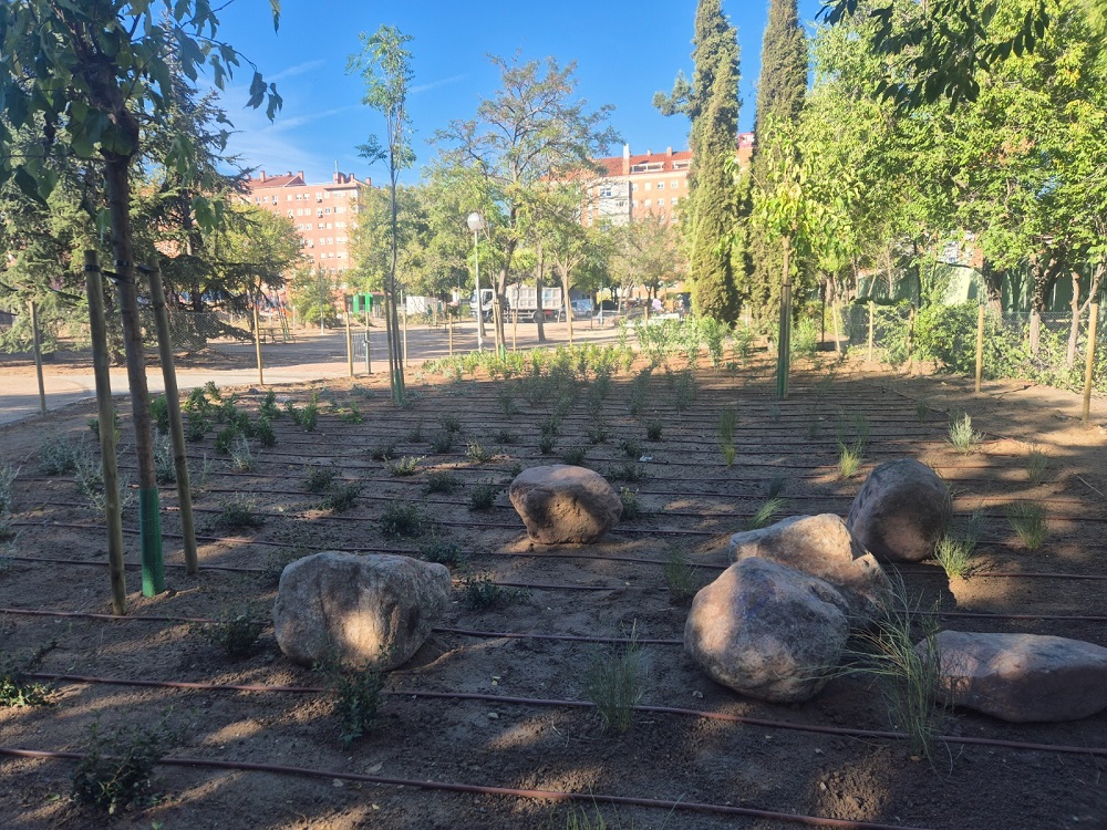 Villaverde estrena dos nuevas zonas verdes con más árboles y mejor accesibilidad