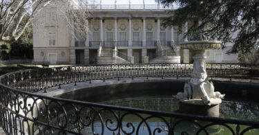 conversión del Palacio de El Capricho en un espacio para adentrarse en el Madrid