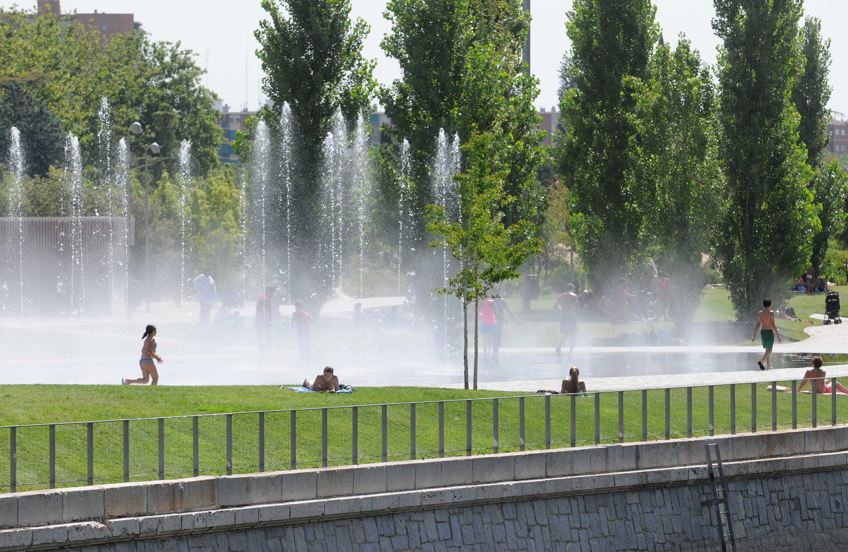 Iniciativas contra el calor piscinas ya operativas