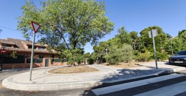 El Ayuntamiento remodela la calle Fuente del Rey