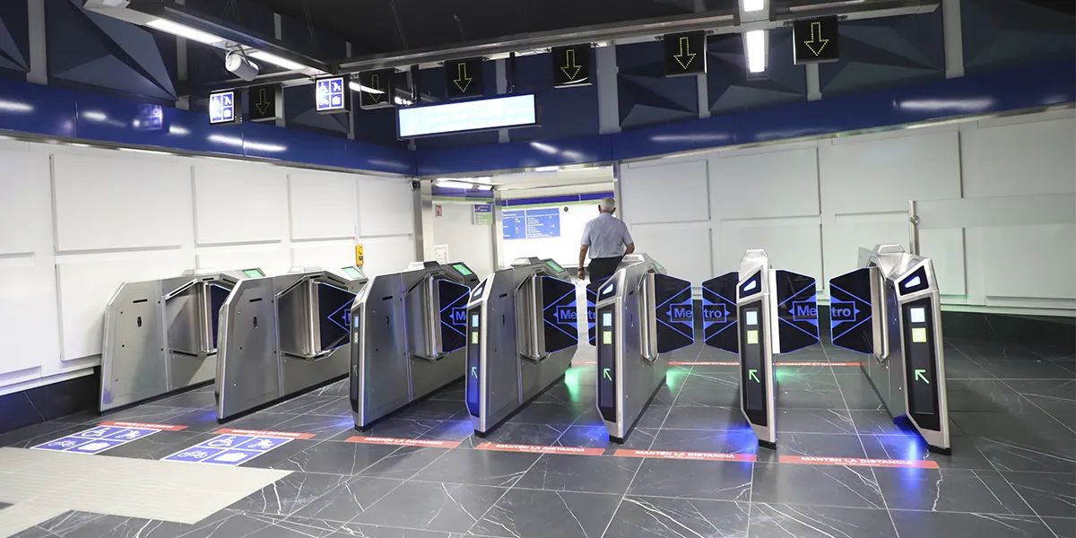 220 tornos inteligentes en Metro