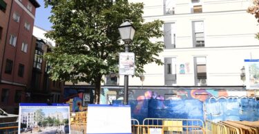 Ayuntamiento remodela la plaza del Rastrillo