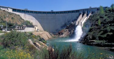 embalses que abastecen la región al 85,2% de su capacidad