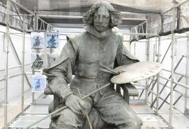 restaura el monumento a Velázquez en el paseo del Prado