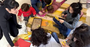 estudio de grabación ambulante, astronomía, teatro y un taller