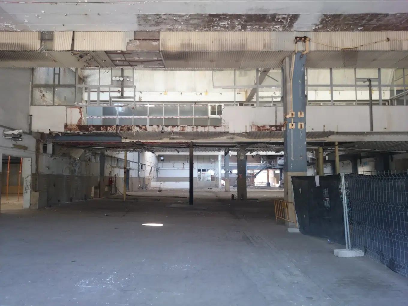 obras de transformación de la fábrica de Clesa