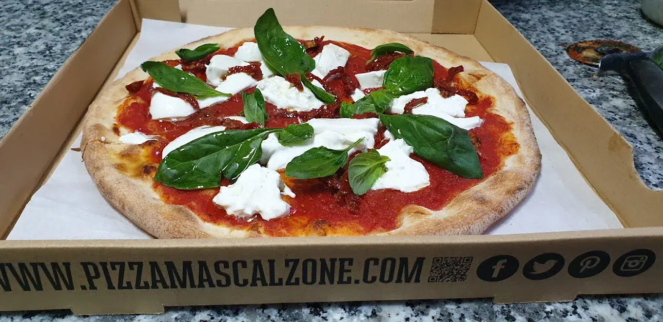 Pizzamascalzone 3