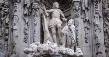 restauración de la portada barroca del Museo de Historia de Madrid