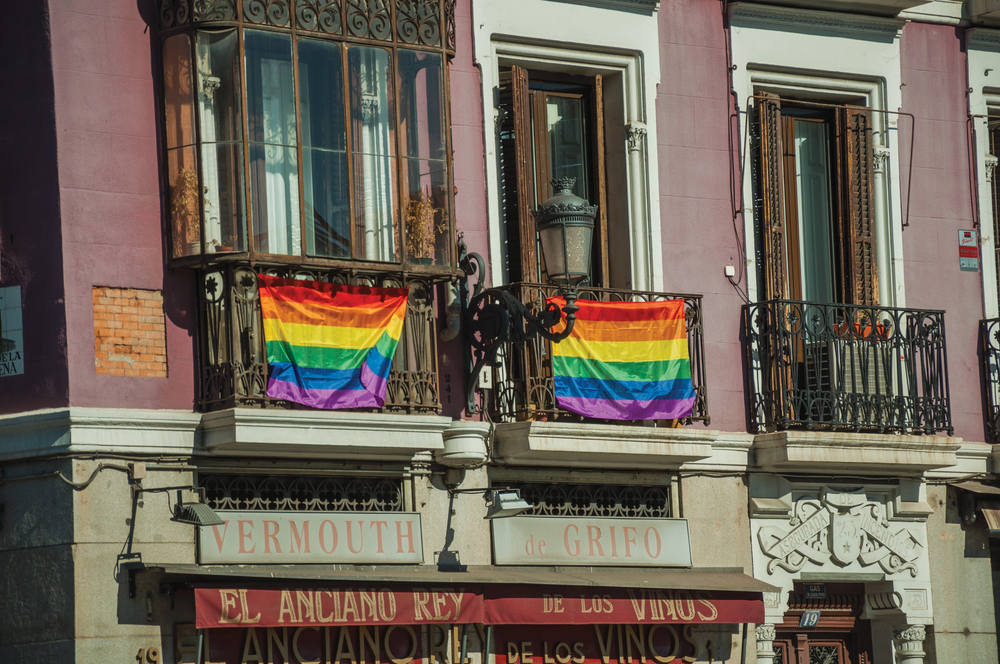 El Ayuntamiento ampliará los puntos arcoíris y reforzará la formación en materia LGTBI en 2026