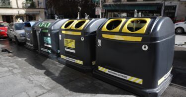abandono de residuos interponen en un mes más de 110 sanciones de hasta 1.100 euros