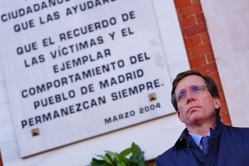 Almeida reivindica la “fuerza moral” de Madrid ante el terrorismo en el 22º aniversario del 11M 2