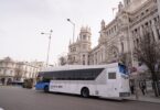 El talento artístico viaja en los autobuses