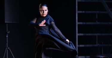 Mercedes de Córdoba honra la memoria de Las Sinsombrero con su espectáculo flamenco Olvidadas en Centro Danza Matadero