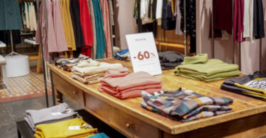 avales para préstamos y otras operaciones de pymes y autónomos por importe de 673,74 millones