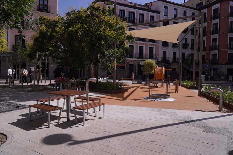 Un nuevo contrato de mobiliario urbano más seguro