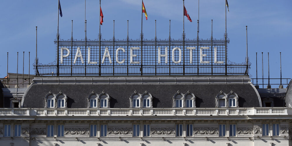 El Hotel Palace, en la plaza de las Cortes, fue el escenario de la fiesta del 26 de julio de 1990.