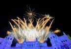 Cibeles se ilumina con música y fuegos artificiales por el 12 de octubre