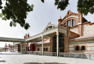 Estudiantes de animación, VFX y videojuegos en el campus de L´idem School en Matadero Madrid